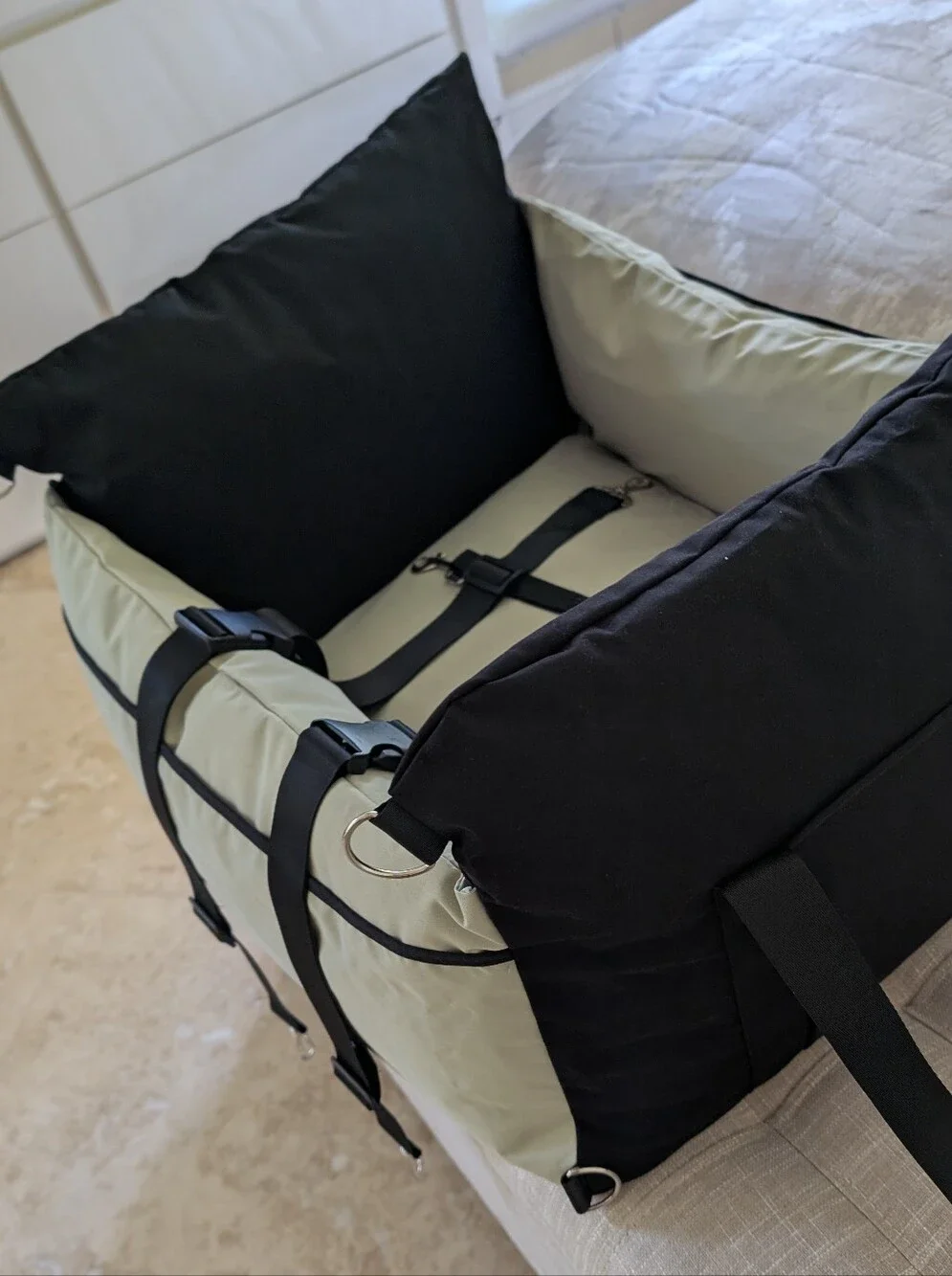 NEW WAGJOY SMALL DOG CAR SEAT CONVERTIBLE TOTE